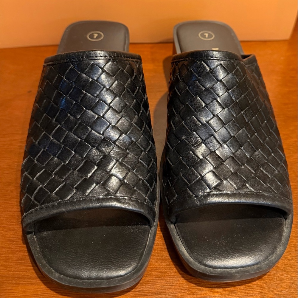 Montego Bay Club Black Woven Slide Sandals